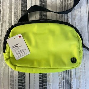 Lululemon Everywhere Belt Bag